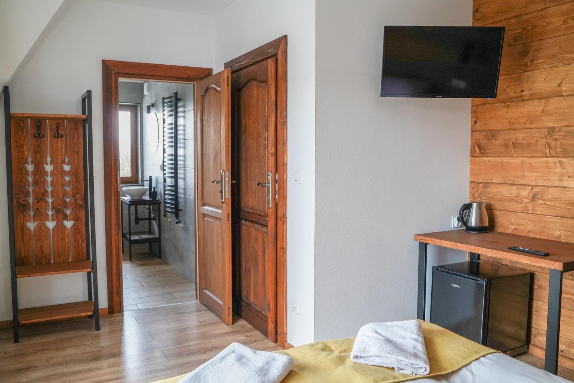 Hotel Goralsko Manufaktura Bukowina Tatrzańska Esterno foto